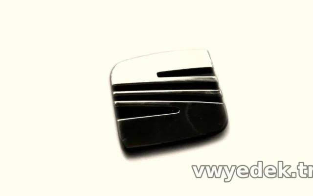 Bagaj Arması – Seat (6K0853601M)