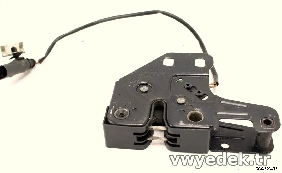 Kaput Kilidi - Audi - A4 2001 - 2009 - Orjinal - 8E0823509C