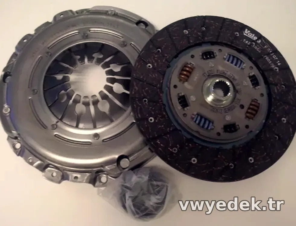 DEBRIYAJ SETI A4 2,0TDI 04> A6 2,0TDI 04> BNA BLB BVF BRE BRF BRD – Valeo – VALEO 828565″ loading=”lazy” /></figure>
<p class=
