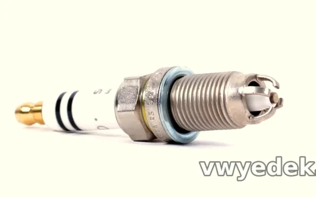 BOSCH Ateşleme Bujisi Takımı – BLF – Motor – Touran – 2009 – 2010