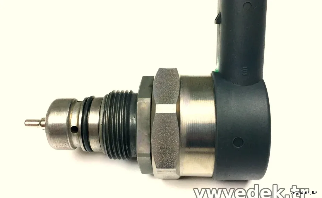 Motor Basınç Regülatör Valfi - Kodiaq - 2017 - üstü - BOSCH - 057130764AB-2