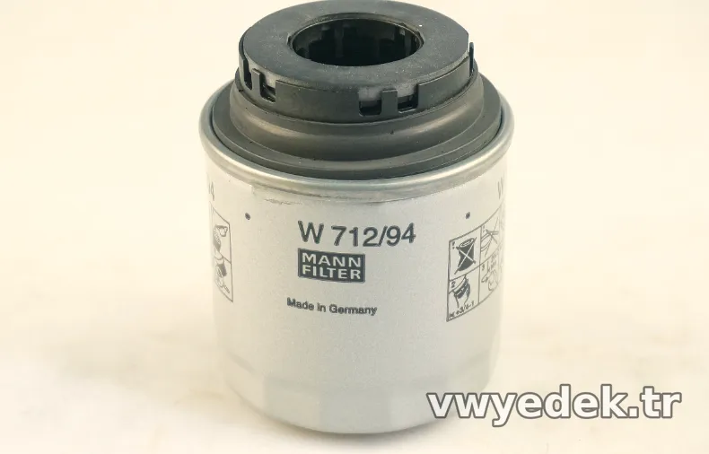 Yağ Filtresi - CAVD - Motor - 1.4 TDİ - Beetle - 2012 - 2016 - BOSCH - 03C115561D-9