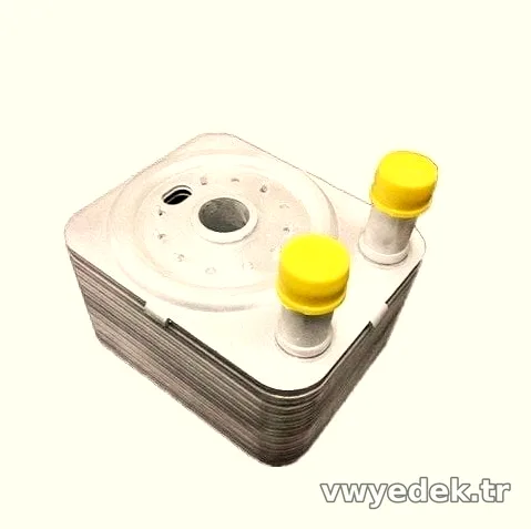 Yağ Soğutucu -CBDB- Motor - 2.0 TDİ - Scirocco -2009-2014 - İTHAL - 038117021E-19