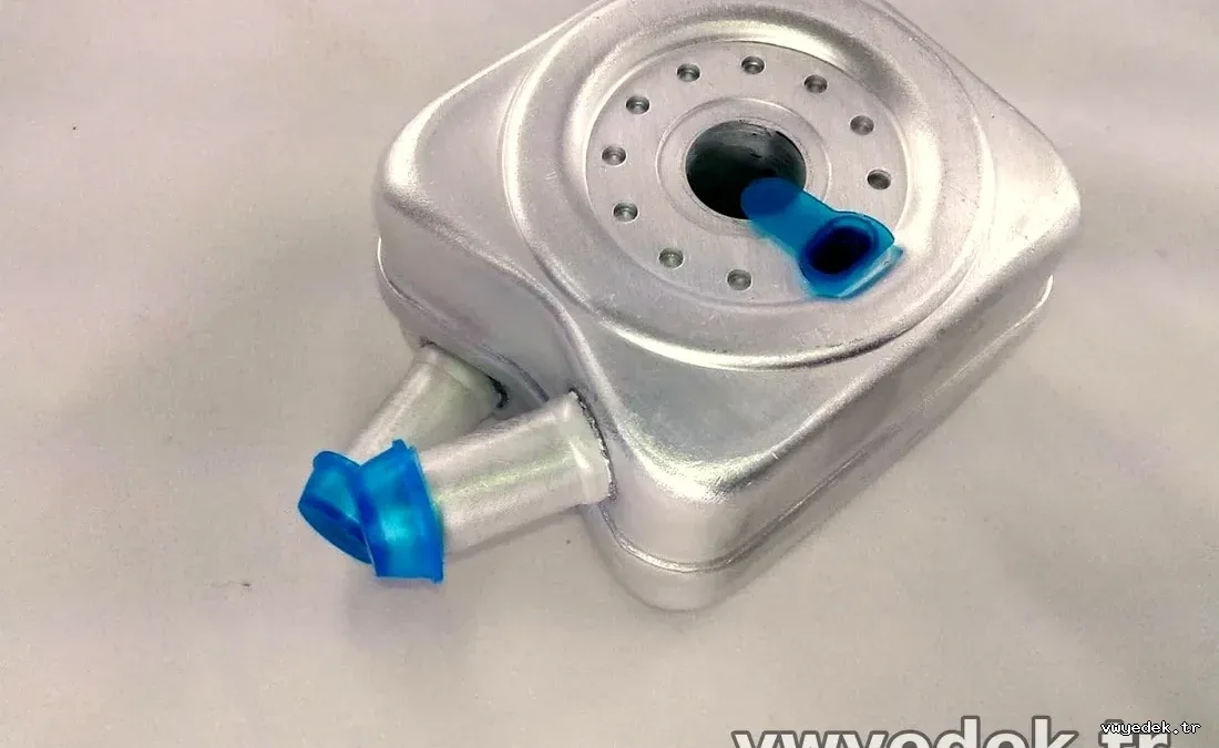 Yağ Soğutucu Kalın Tip - 1.6/1.8 TDİ - Audi A3 -2001-2003 - İTHAL - 028117021B-1