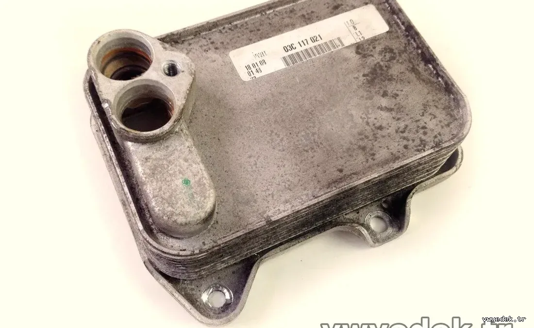 Yağ Soğutucusu -BLF-BMY- Motor - 1.4/1.6 TDİ -Touran -2007-2008 - İTHAL - 03C117021E-9